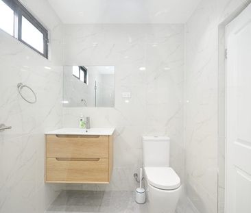 Renovated Family Home with Central Air Conditioning - Photo 5