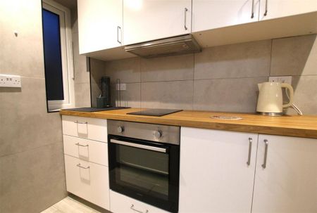 Studio to rent - Photo 5