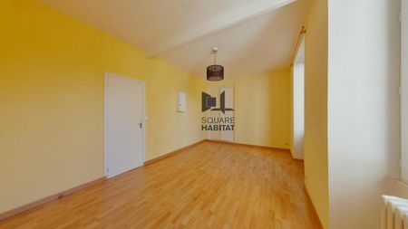 Location Appartement 3 pièces 81m² MONTMORILLON 86500 - Photo 2