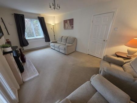 4 St Johns Park, Moira, BT67 0NL - Photo 4