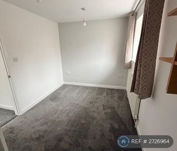 2 bedroom end of terrace house to rent - Photo 1