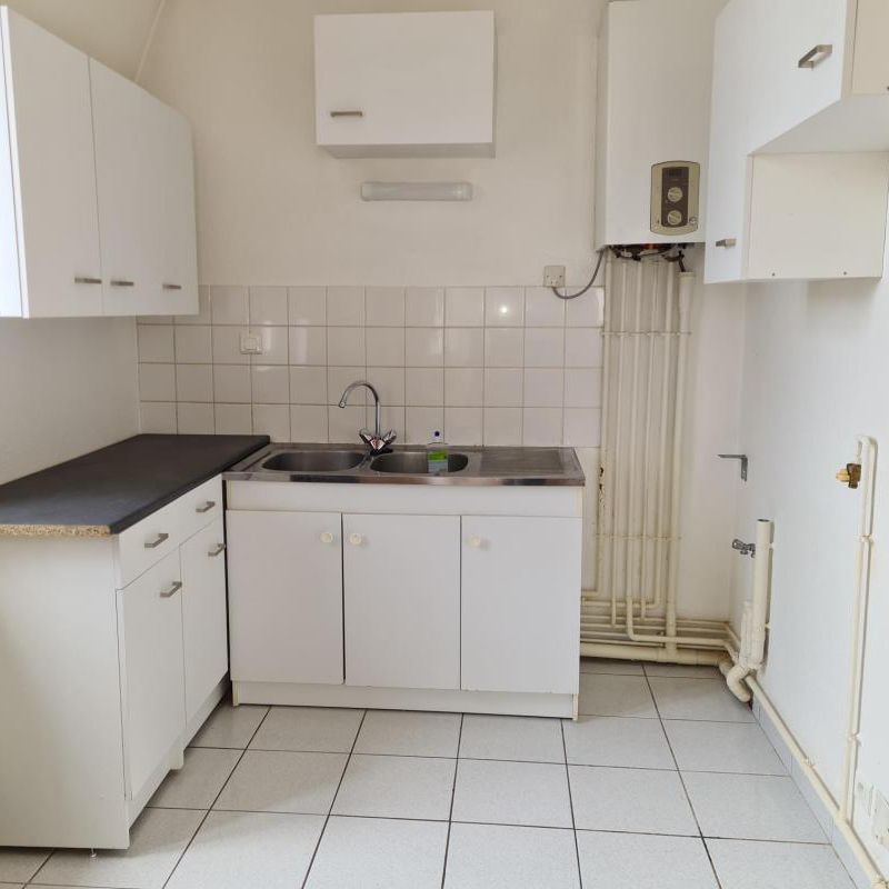 Location Appartement 2 pièces 41m² LE CREUSOT 71200 - Photo 1