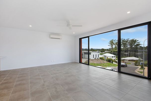 2/12 Lemon Myrtle Place, 4559, Woombye Qld - Photo 1