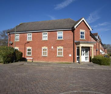2 bedroom maisonette to rent - Photo 2