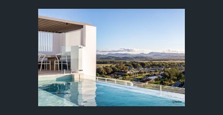 LUXURY FULLY FURNISHED THREE BEDROOM TOP FLOOR APARTMENT - THE DEL RAY - Photo 4