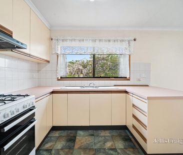 61 Rowlands Street, Sebastopol - Photo 2