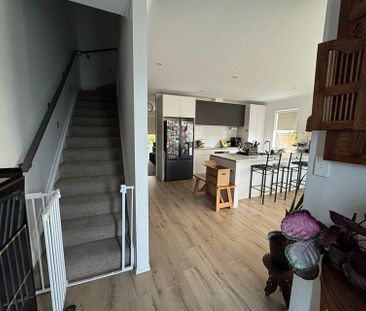 Cozy 3 bedroom home in prime location - Photo 5