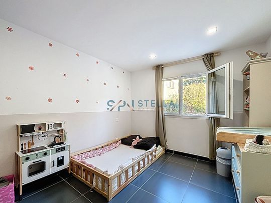 Villa de standing meublée avec dépendance et piscine, - Photo 1