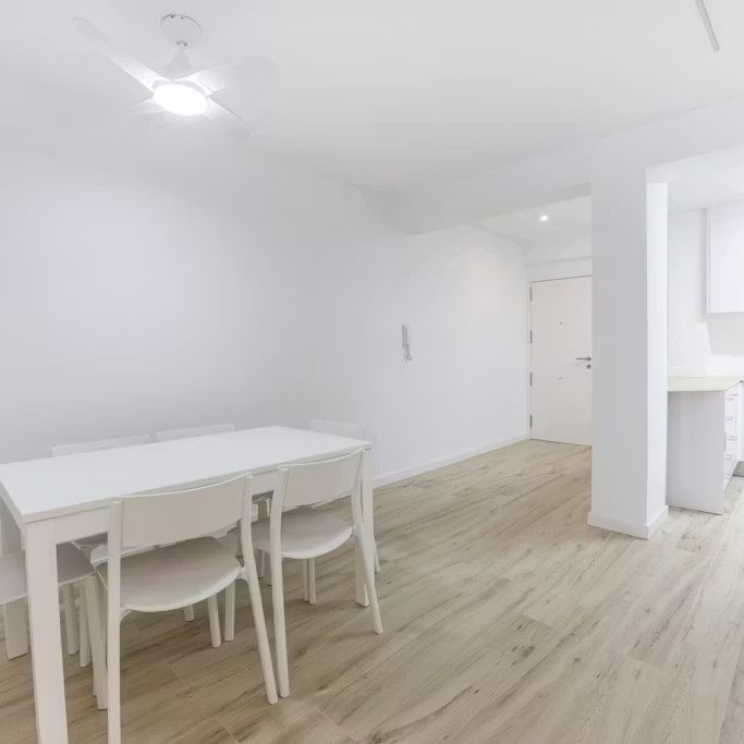 Carrer Campoamor, Valencia, Valencian Community 46022 - Photo 2