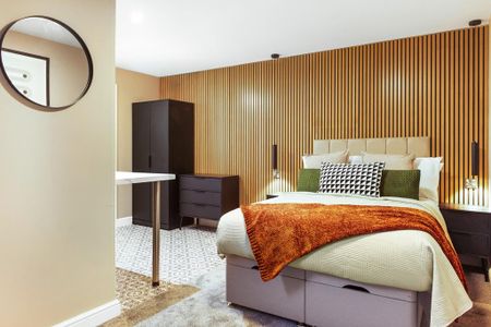 House to rent - Photo 2