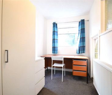 Raveley Avenue, Fallowfield, Manchester, M14 6WA - Photo 3