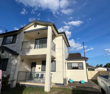 16 Ada Street, Canley Vale NSW 2166 - House For Rent | Domain - Photo 2