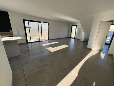 Maison 4 pièces à louer à PONTEILLA - Photo 3