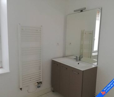 Location Appartement 1 pièce 32m² JOIGNY 89300 - Photo 1