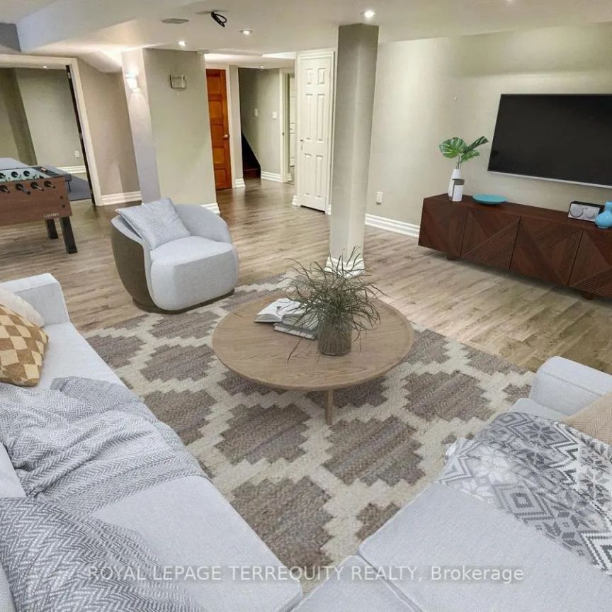 2089 BLACKFOREST CRESCENT - Photo 1