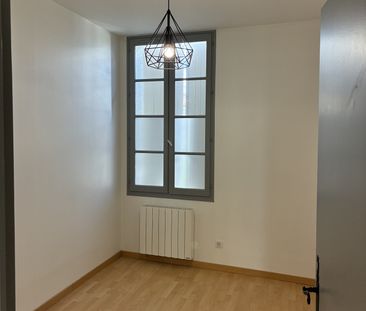 Location Appartement 3 pièces 55m² ANGOULEME 16000 - Photo 3