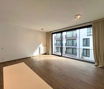 Appartement te huur - Photo 1