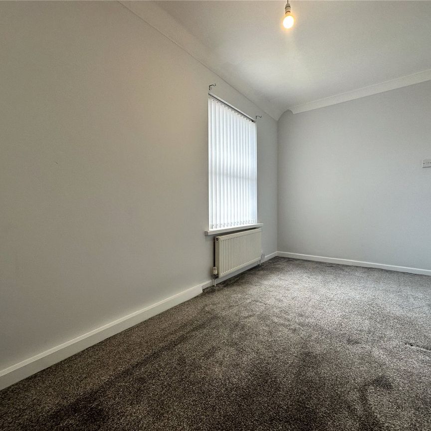 22, Cricklegate, Leeds, West Yorkshire, LS15 7SD - Photo 1