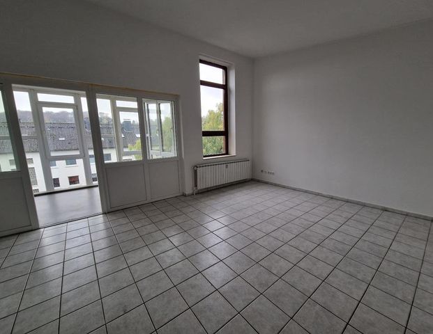 Wow - ist die schön! Nur mit WBS: 4-Zimmer-Wohnung mit Wintergarten - Photo 1