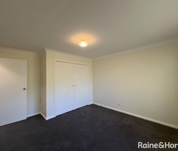 Updated and bright family home near James Shean Catholic High School - Photo 5