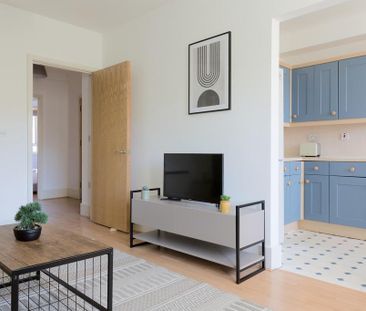 1 bedroom flat to rent - Photo 5