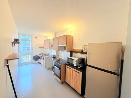 Location Appartement 4 pièces 87m² - Photo 4