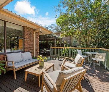 Fantastic family home that offers a relaxed coastal lifestyle - Photo 1