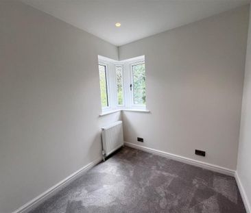 5 bedroom detached house to rent - Photo 4