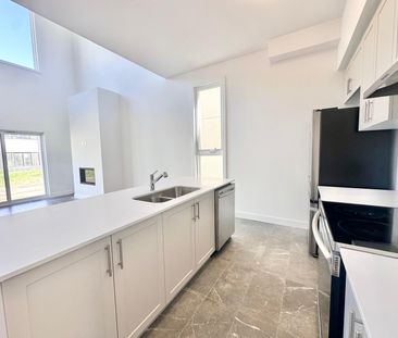 For Lease - 184 Stoneleigh Drive, Blue Mountains, Ontario - Photo 4