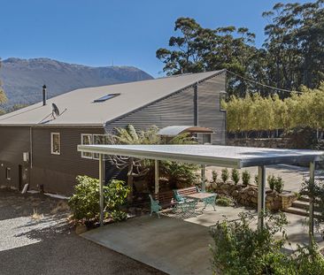 32 Bramble Street, Ridgeway TAS 7054 - House For Rent | Domain - Photo 3