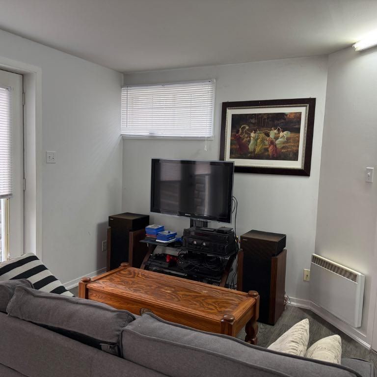 Magique 3 1/2 À Côté Parc Michel Chartrand - Photo 1