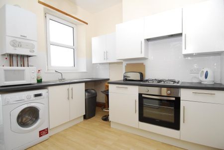 4 bedroom house share to rent - Photo 3