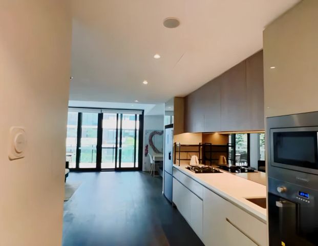 2 bed 2 bath - Photo 1