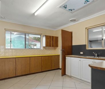 Light Filled Family Home with Character and Room to Move - Photo 5