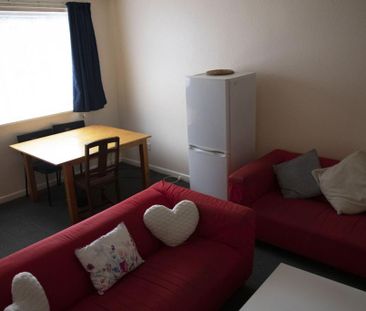 5 bedroom terraced house to rent - Photo 2