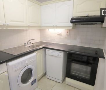 Studio for rent in North City, Dublin - Photo 2