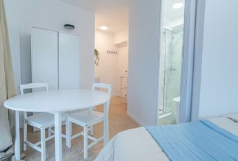 Carrer de la Mare de Déu del Pilar, Paterna, Valencian Community 46980