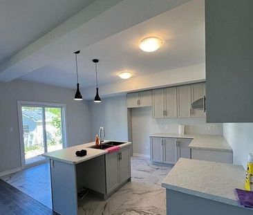 For Lease - 5678 Dorchester Road Unit# 60, Niagara Falls, Ontario - Photo 1