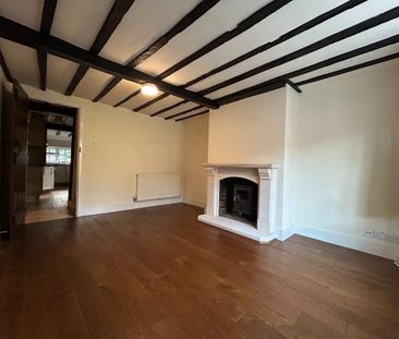 2 bedroom end of terrace house to rent - Photo 1