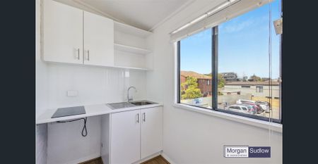 Spacious 2 bedroom apartment - Photo 3