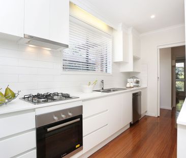 1/34 Weybridge Street, Surrey Hills VIC 3127 - Apartment For Rent |... - Photo 5