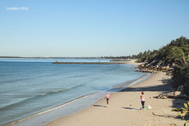 Coastal Living at Its Best in the Heart of Brighton-Le-Sands - Photo 1