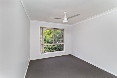 Fantastic space inside and out with fresh paint and new floors - Photo 5