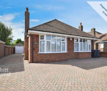 3 bedroom detached bungalow to rent - Photo 2