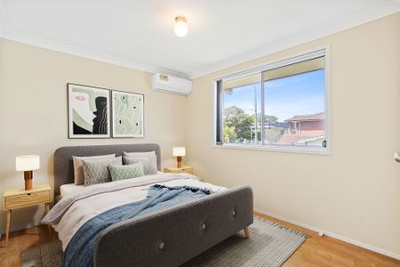 Great Location - 4 Bedroom Duplex - Photo 3