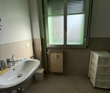 Large room in Via Ponte All'Asse - Photo 6