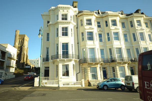 1 bed maisonette to rent in Warrior Square, St Leonards-on-Sea - Photo 1