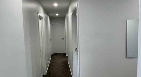 Shines bright like a diamond - Photo 3