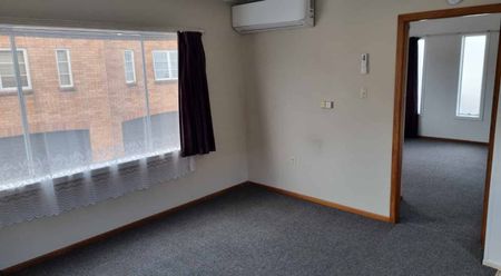 One Bedroom Flat, Close to Town - Photo 5