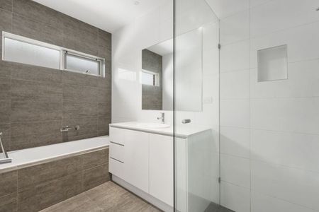 22A Cambridge Street, Belmont - Photo 5